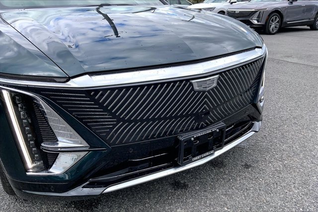 Used 2024 Cadillac Lyriq Luxury AWD/4WD image 30