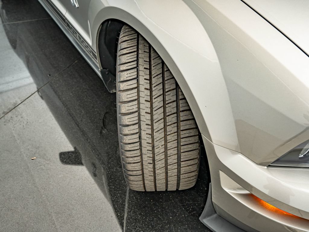 Used 2009 Ford Mustang Shelby GT500 RWD image 50