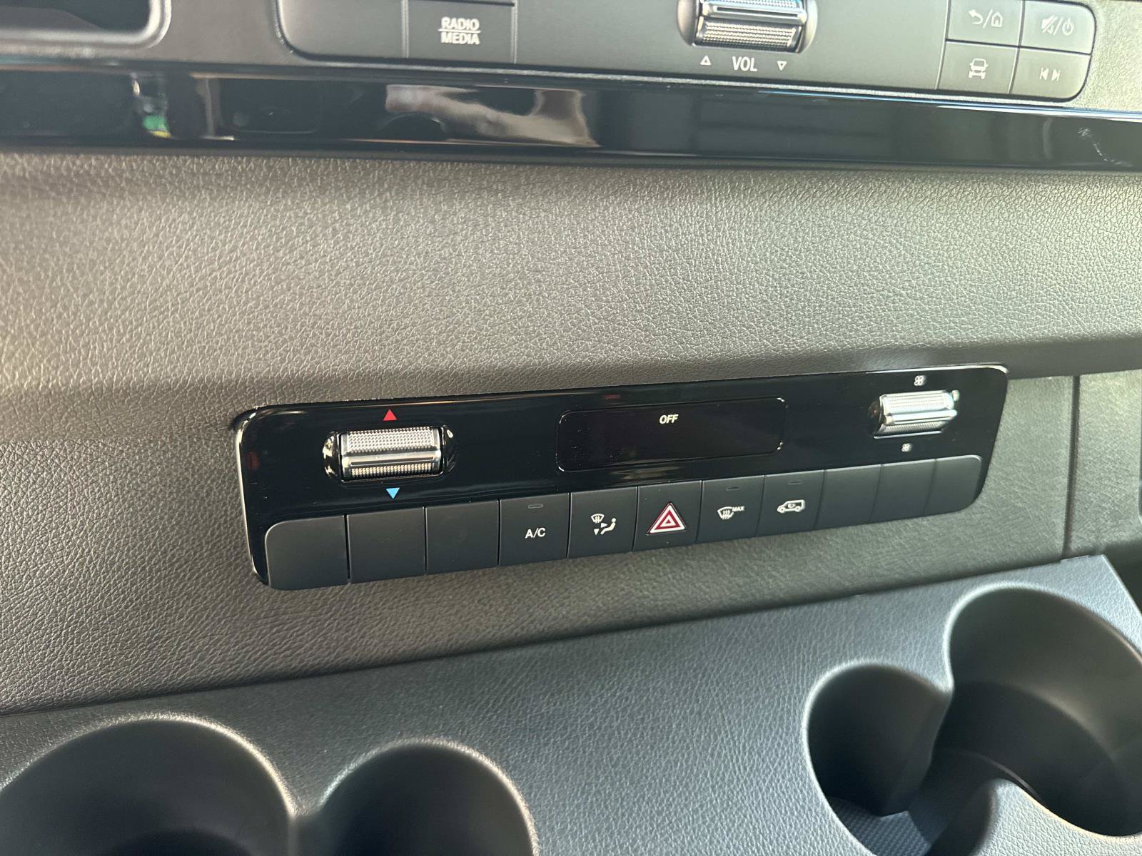 New 2026 Mercedes-Benz Sprinter 2500 image 26
