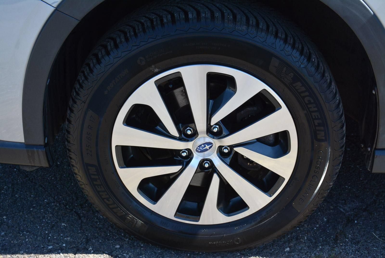 Used 2021 Subaru Outback Premium AWD/4WD image 33