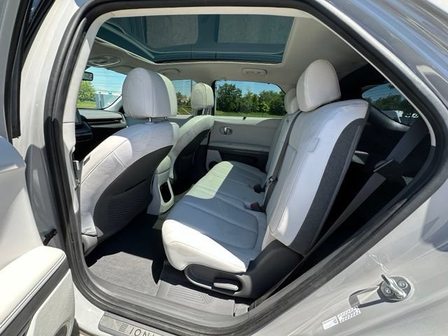 Used 2024 Hyundai Ioniq 5 Limited AWD/4WD image 14