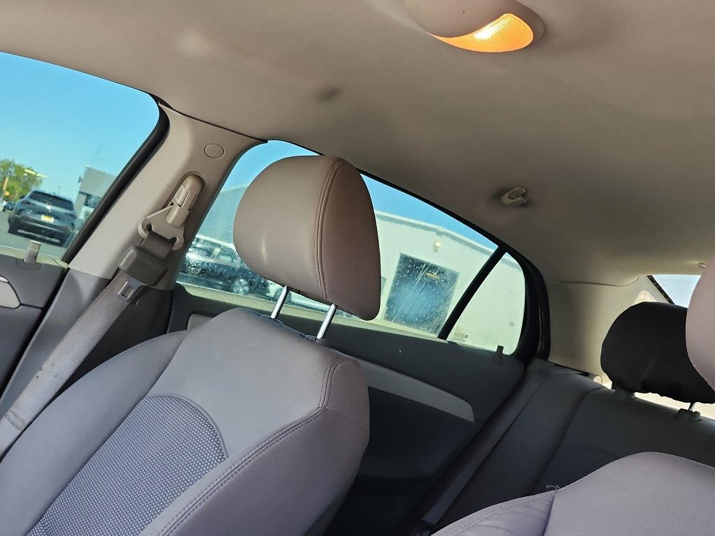 Used 2012 Chevrolet Malibu LT FWD image 21