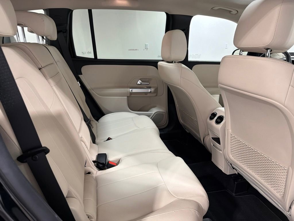 Used 2023 Mercedes-Benz GLB 250 4MATIC image 28