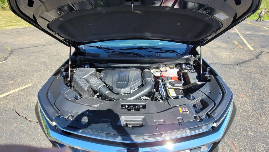 New 2026 Chevrolet Traverse LT w/ LPO, Floor Liner Package image 17