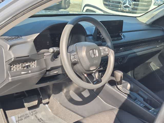 Used 2025 Honda Accord SE image 10