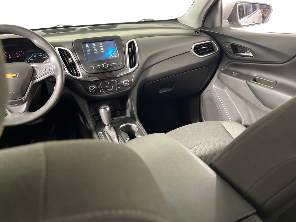 Used 2018 Chevrolet Equinox LT FWD image 17