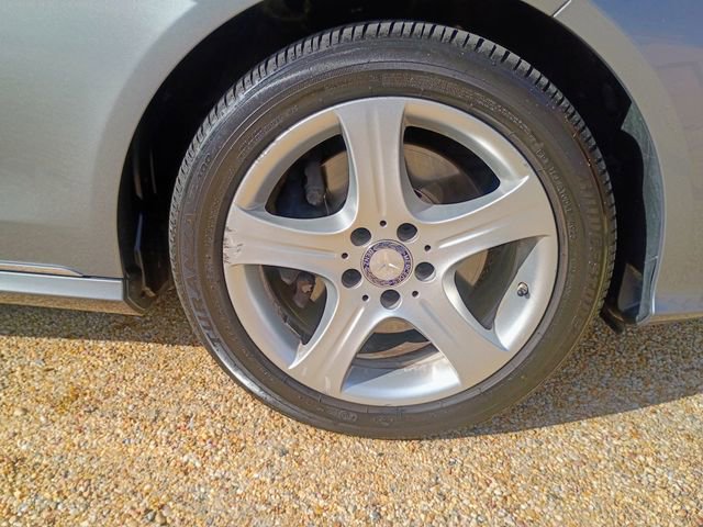 Used 2014 Mercedes-Benz E 250 BlueTEC Sedan image 16