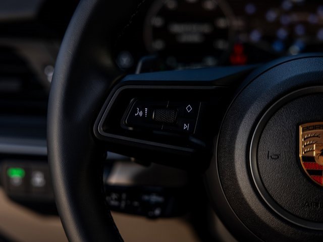 Certified 2025 Porsche 911 Carrera image 37