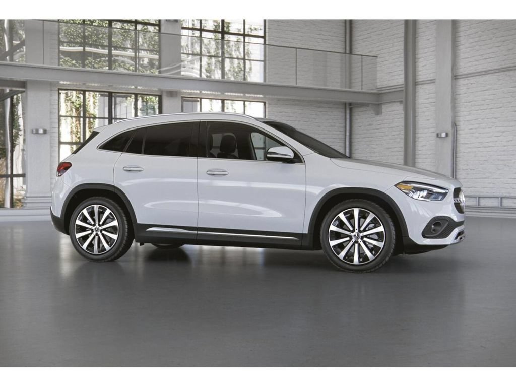 Certified 2022 Mercedes-Benz GLA 250 4MATIC image 15