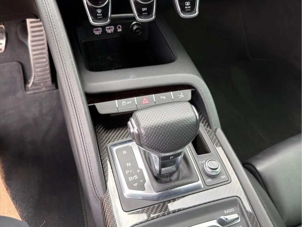 Used 2020 Audi R8 V10 AWD/4WD image 12