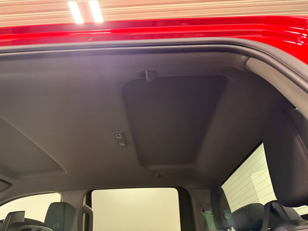 Used 2024 GMC Sierra 1500 Elevation image 10