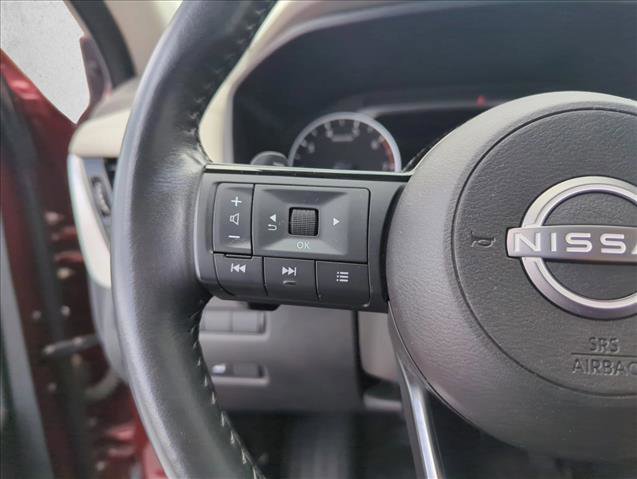 Used 2023 Nissan Rogue SL image 13