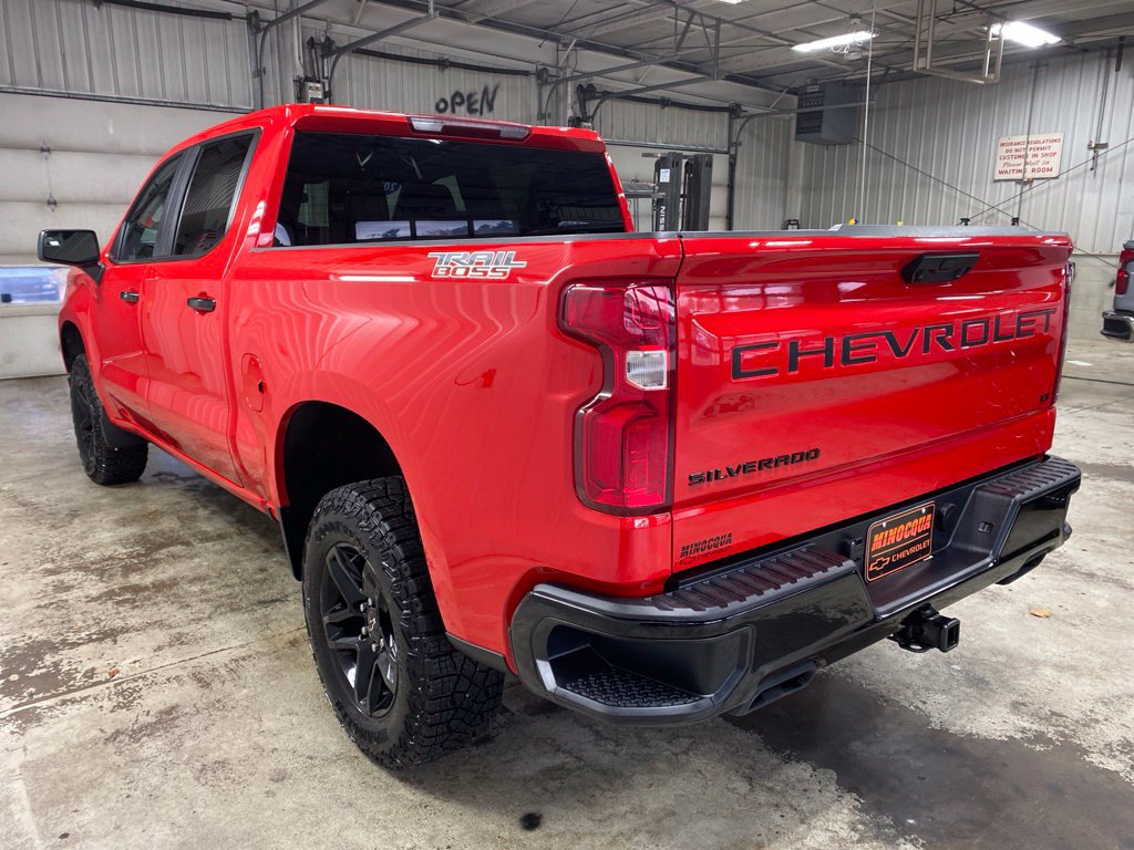 Used 2024 Chevrolet Silverado 1500 LT Trail Boss w/ Protection Package AWD/4WD image 10