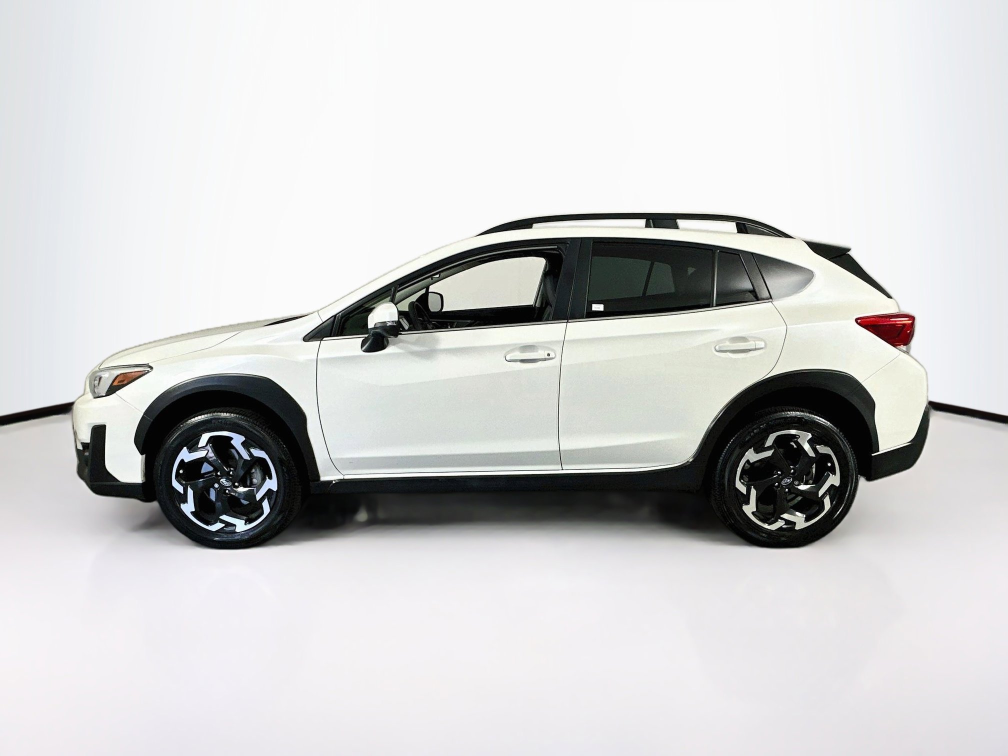 Used 2023 Subaru Crosstrek 2.5i Limited w/ Moonroof Package AWD/4WD image 8
