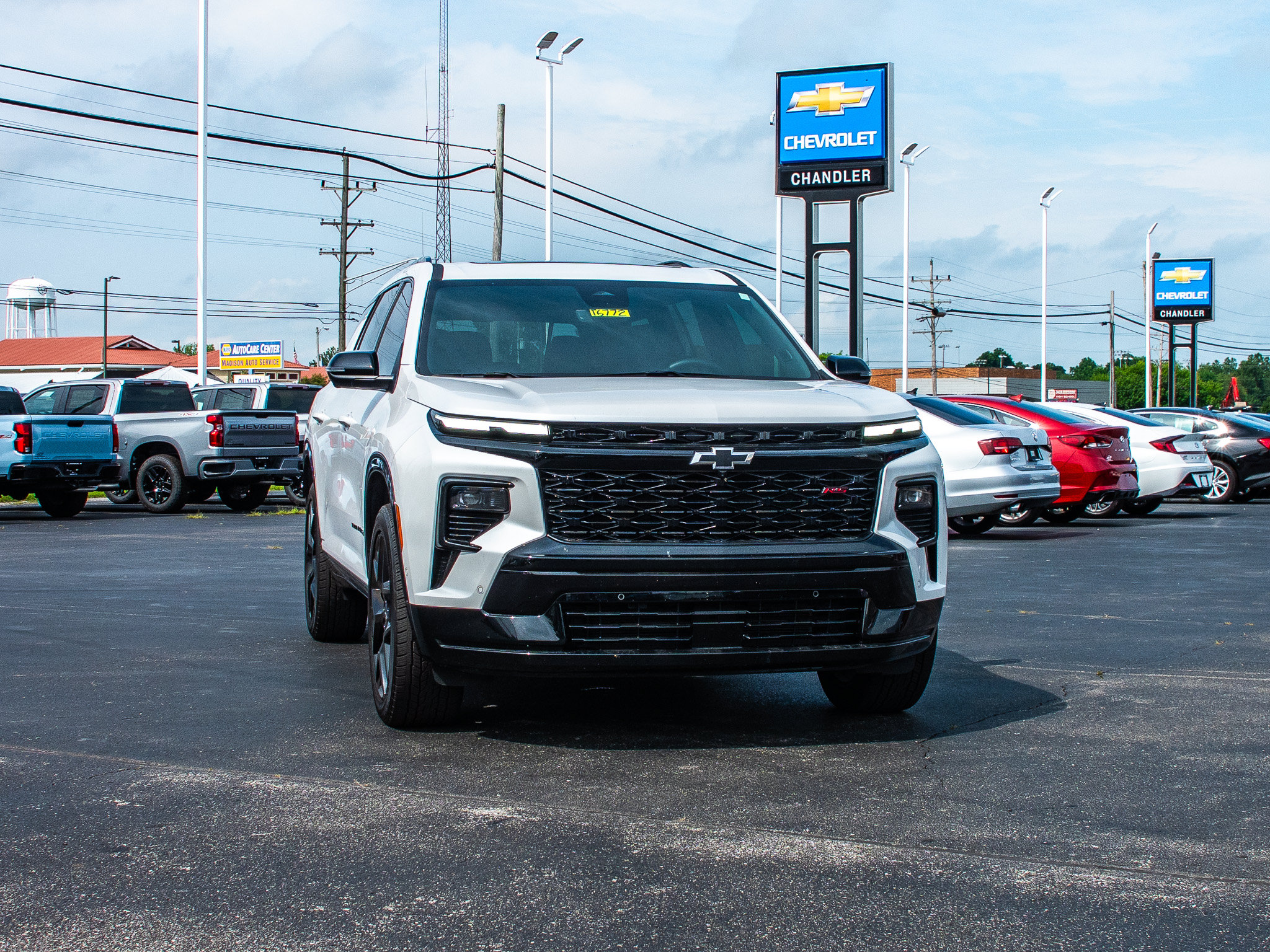 Used 2024 Chevrolet Traverse RS w/ LPO, Floor Liner Package AWD/4WD image 12
