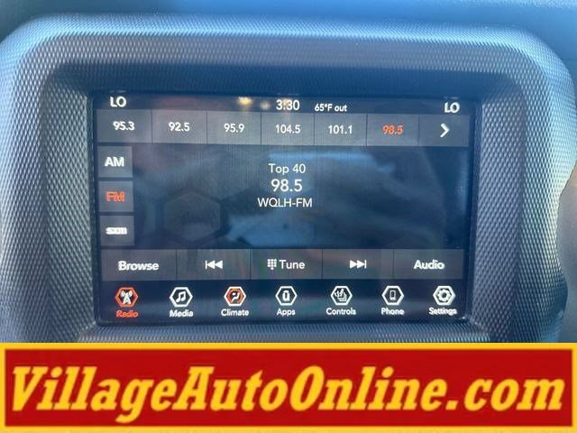 Used 2019 Jeep Wrangler Unlimited Sport w/ Technology Group AWD/4WD image 15