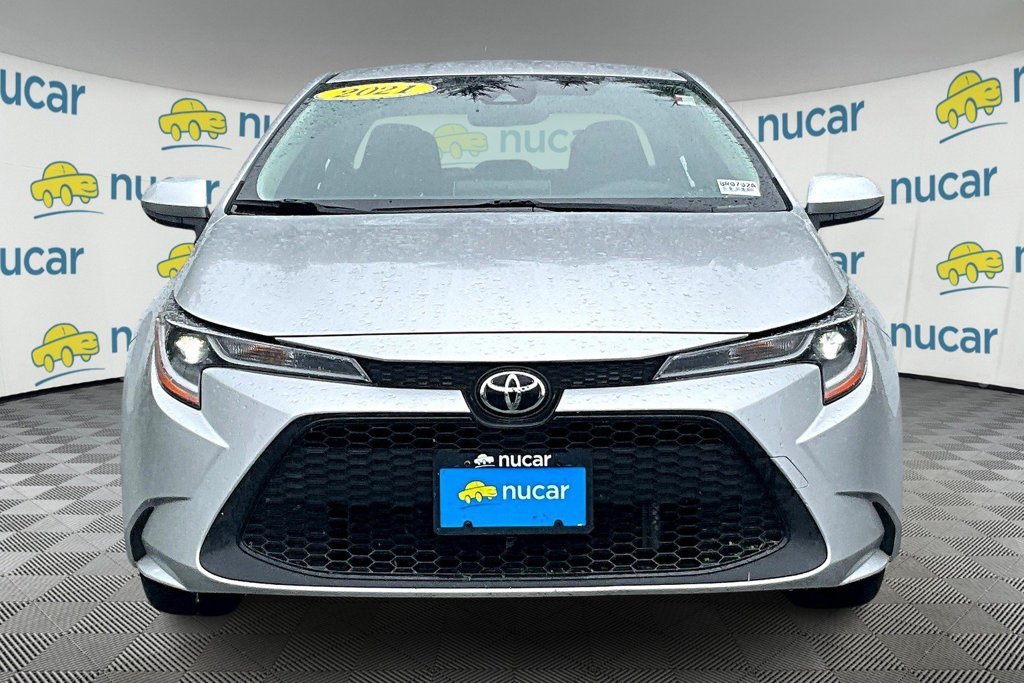 Used 2021 Toyota Corolla LE w/ Carpet Mat Package (TMS) FWD image 2