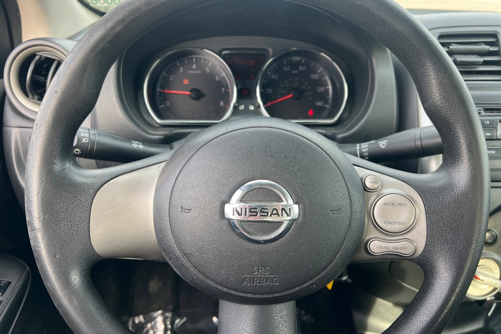 Used 2012 Nissan Versa SV image 17