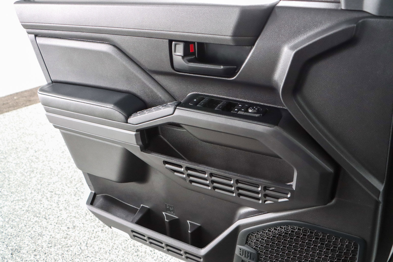 Used 2024 Toyota Tacoma SR5 image 22