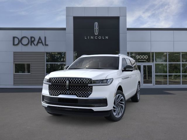 New 2025 Lincoln Navigator L Reserve AWD/4WD image 2
