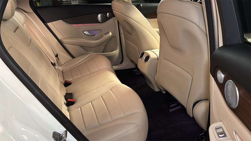 Used 2020 Mercedes-Benz GLC 300 4MATIC image 13