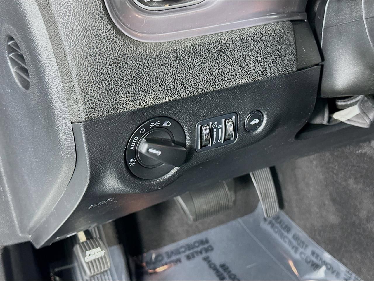 Used 2023 Dodge Charger SXT w/ Cold Weather Package RWD image 36