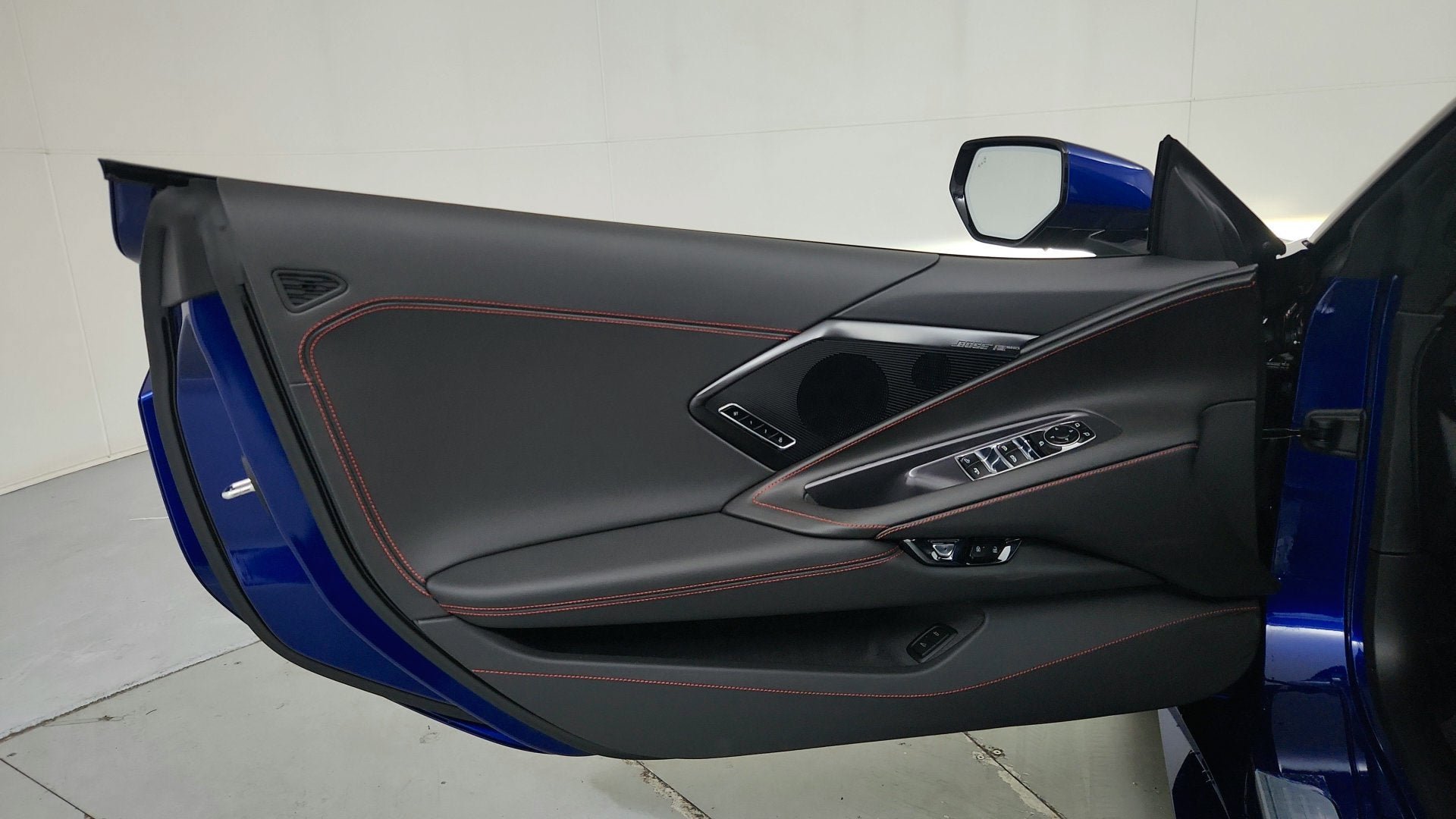 New 2027 Chevrolet Corvette Stingray Convertible w/ Stealth Interior Trim Package RWD image 16