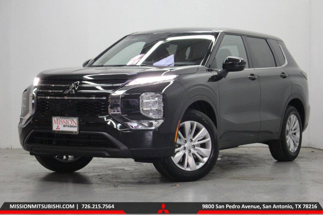 New 2026 Mitsubishi Outlander ES image 1