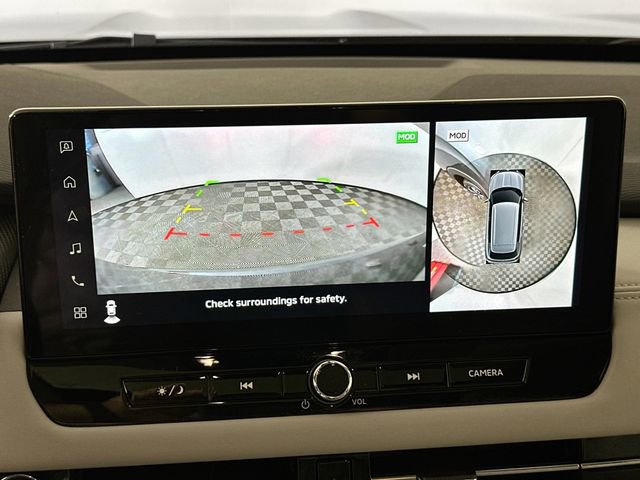 Used 2025 Mitsubishi Outlander SEL image 14