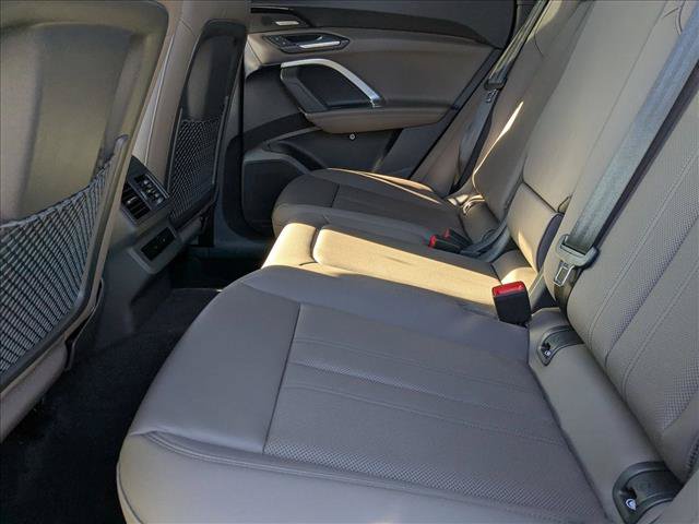 Used 2025 Audi Q5 Premium Plus AWD/4WD image 15