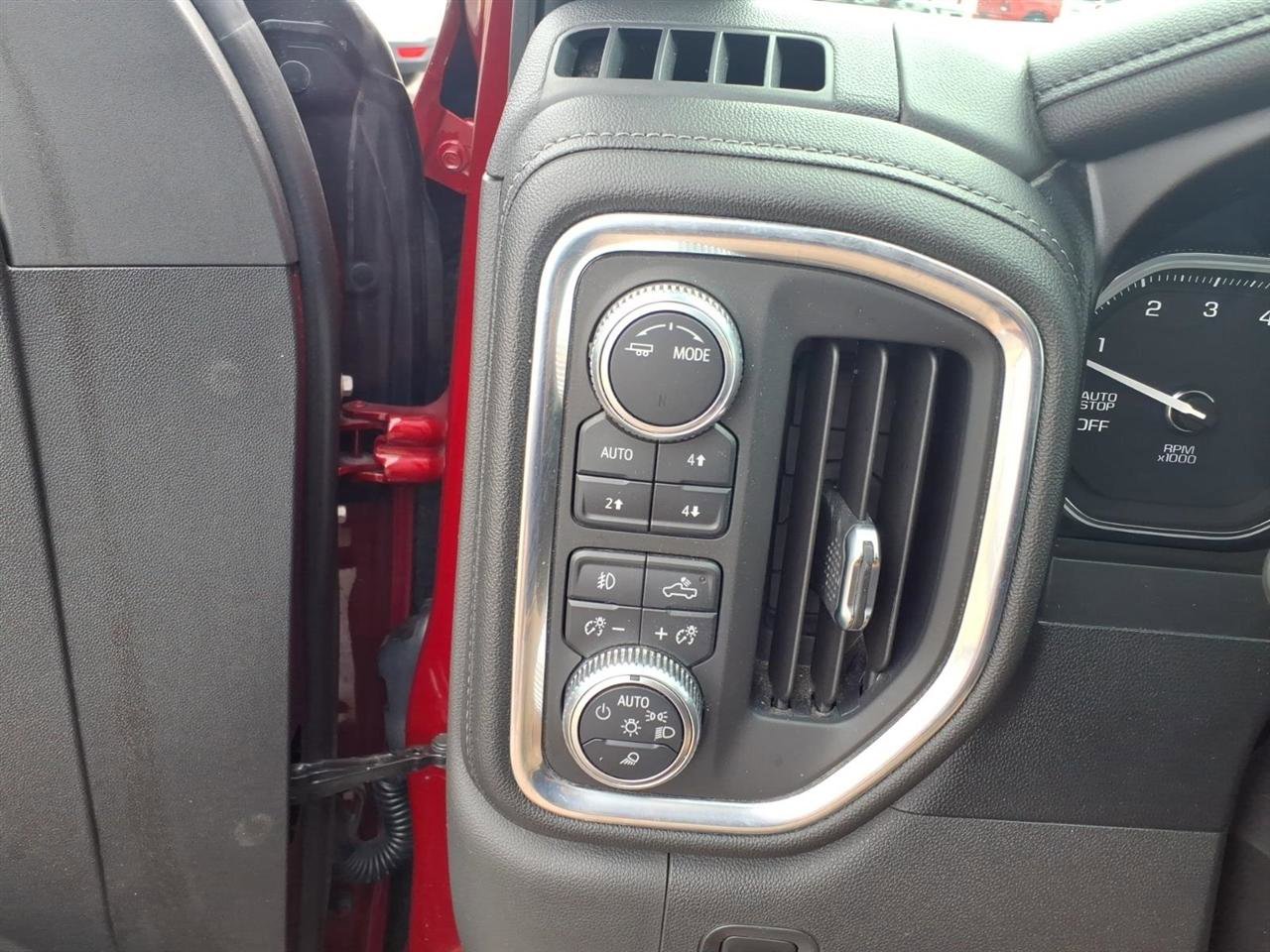 Used 2021 GMC Sierra 1500 Denali AWD/4WD image 15