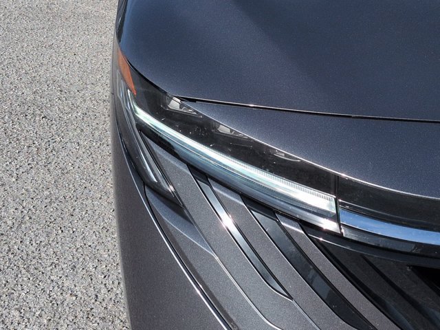 Used 2026 Nissan Sentra SV w/ SV Convenience Package FWD image 9