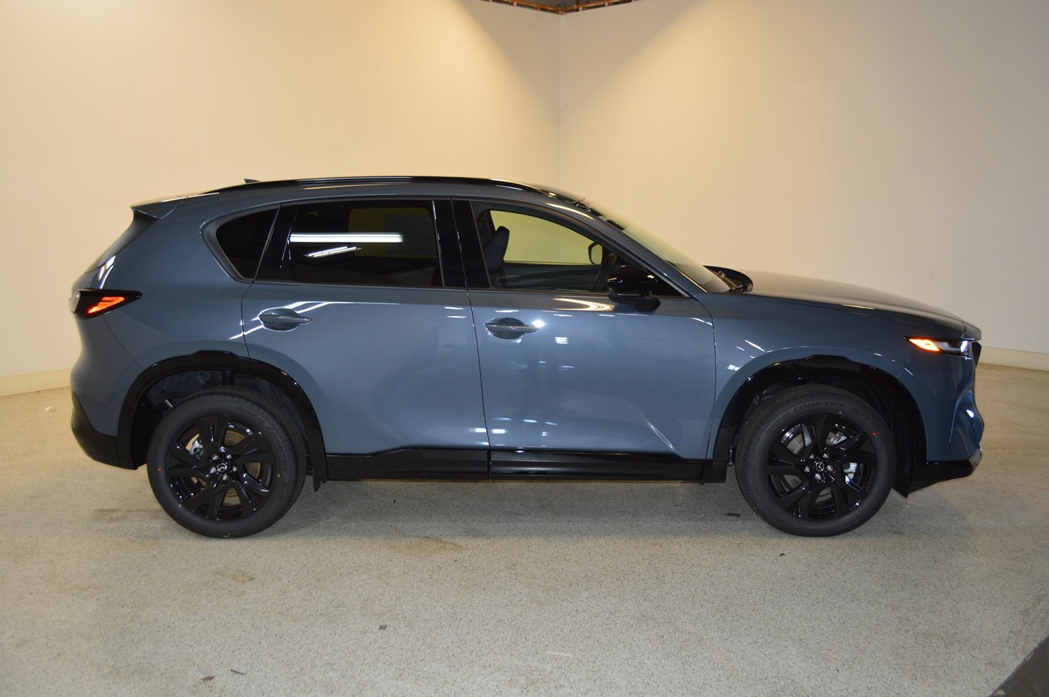 New 2026 MAZDA CX-5 2.5 S w/ Premium Package AWD/4WD image 2