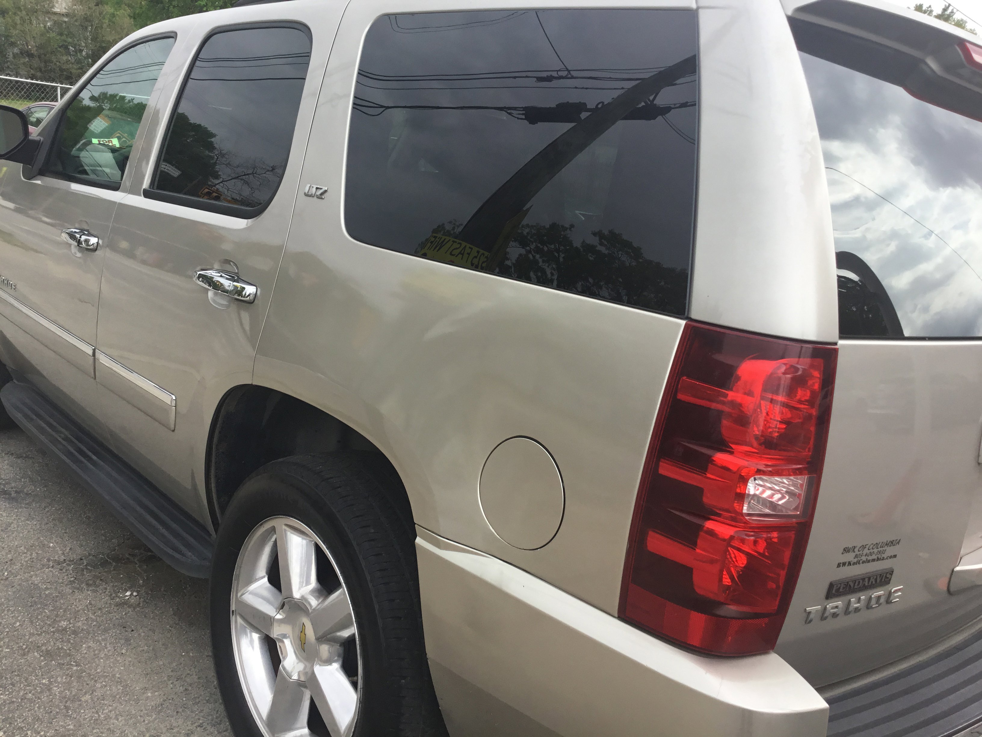 Used 2009 Chevrolet Tahoe LTZ AWD/4WD image 9