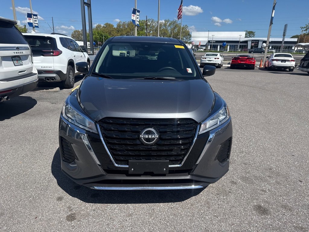 Used 2024 Nissan Kicks S image 2