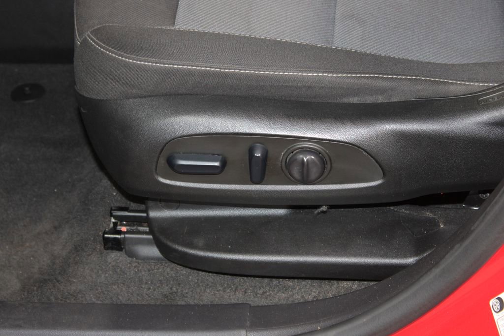 Used 2024 Chevrolet Blazer LT image 18