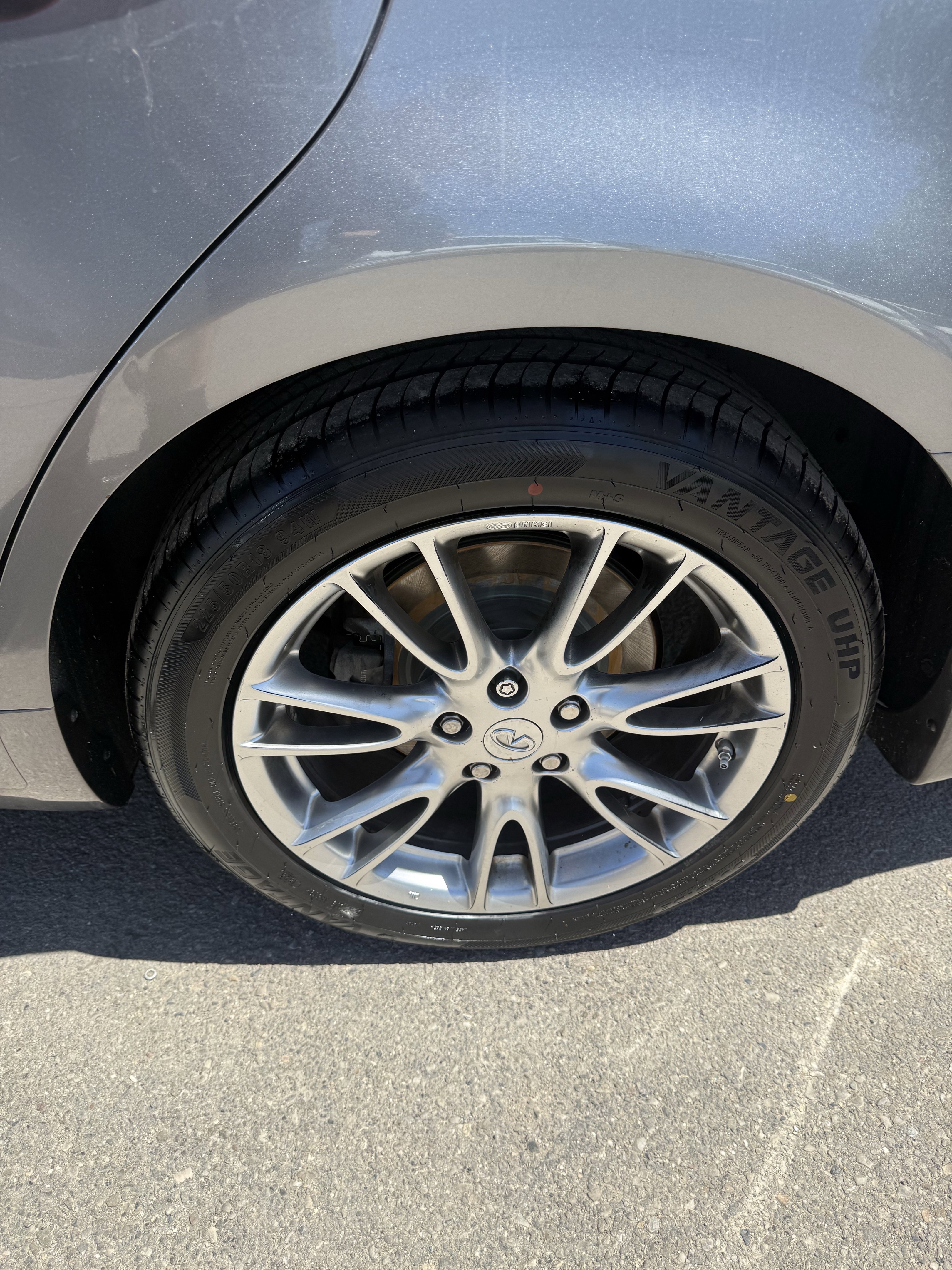 Used 2012 INFINITI G37 x Sedan w/ Premium Pkg AWD/4WD image 9