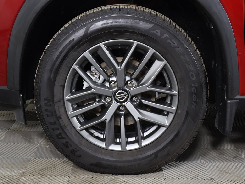 Used 2021 Nissan Rogue S FWD image 20