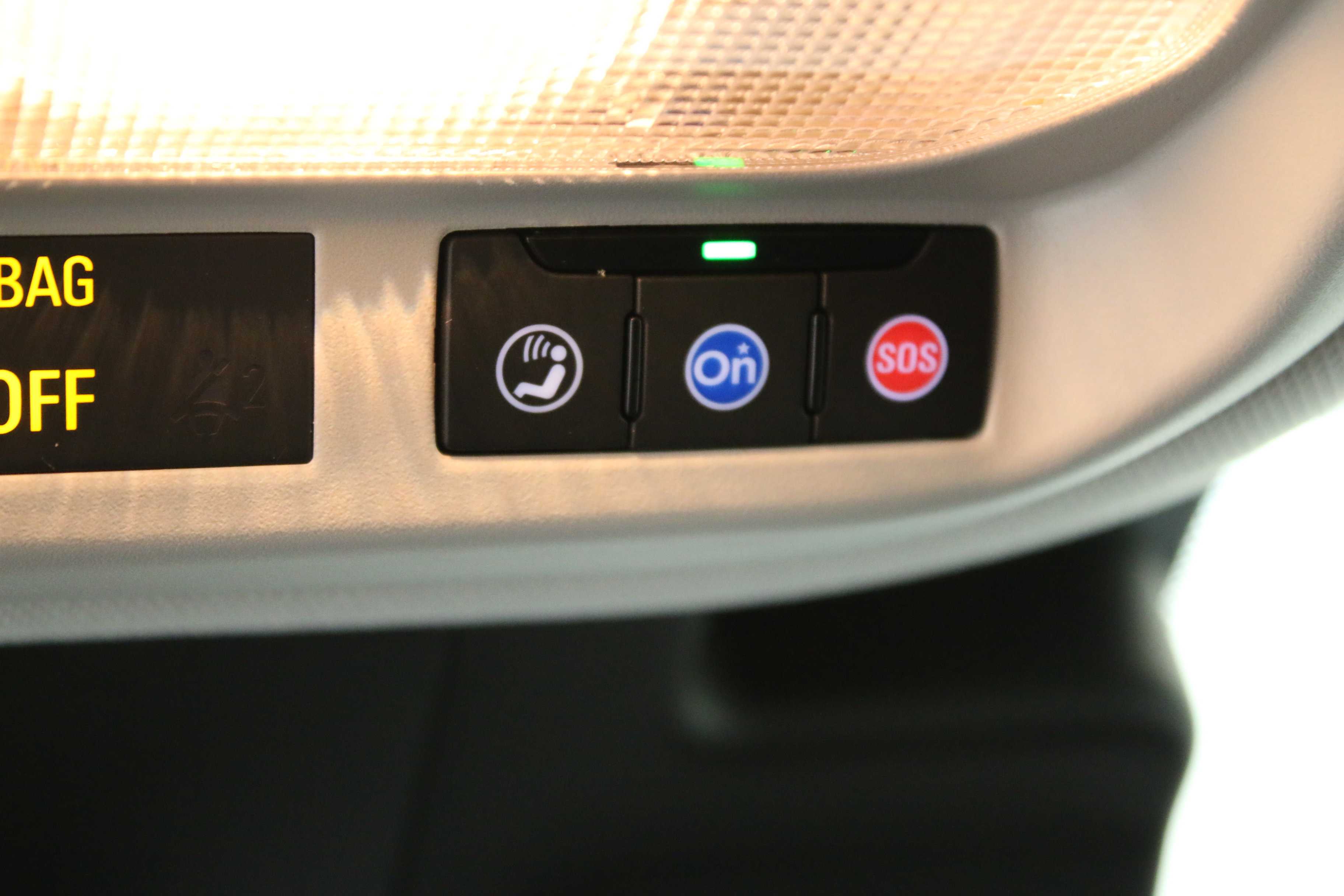 Used 2024 Chevrolet Trax LT w/ LT Convenience Package FWD image 9
