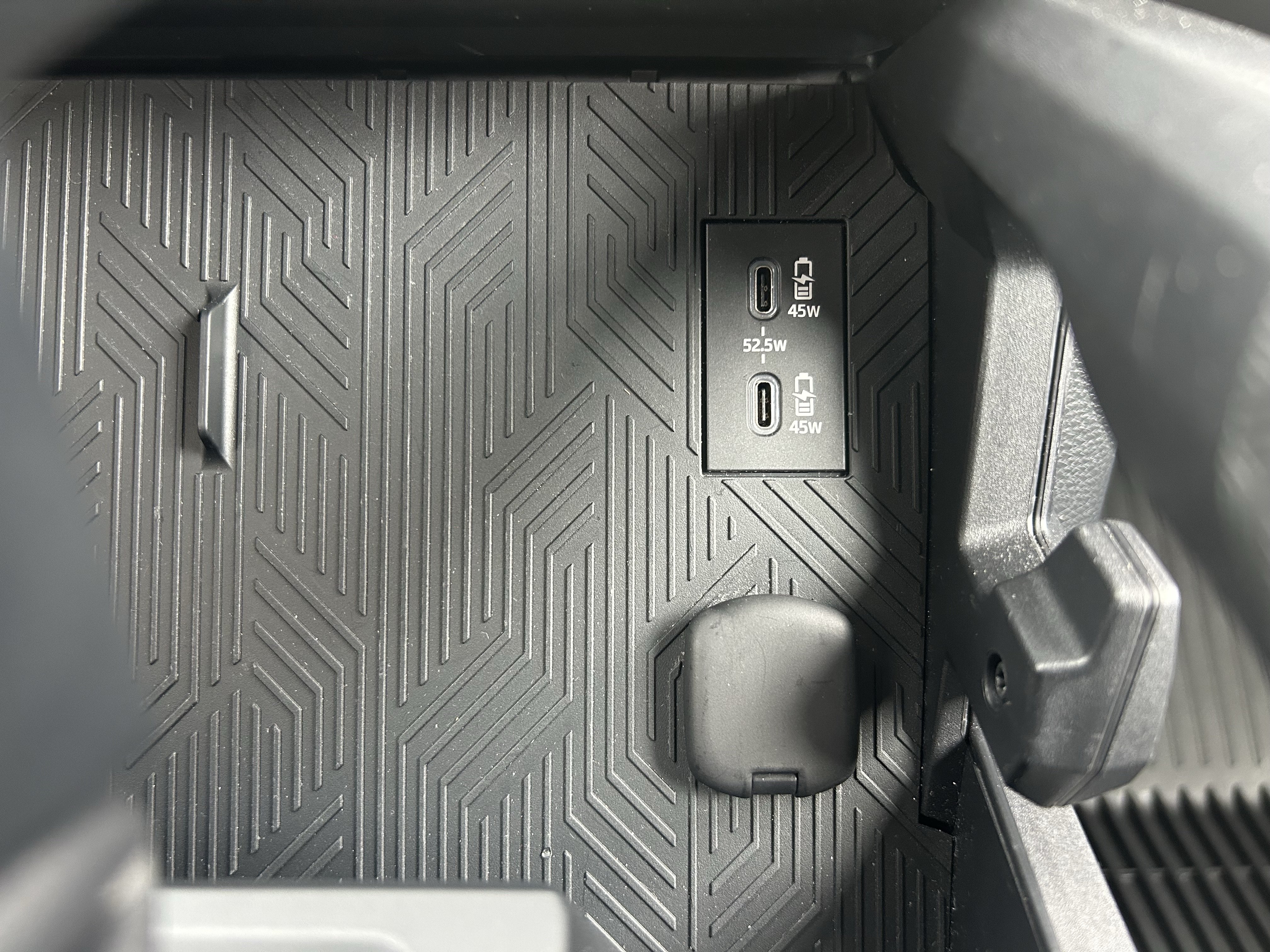 Certified 2025 Toyota Tacoma SR AWD/4WD image 29