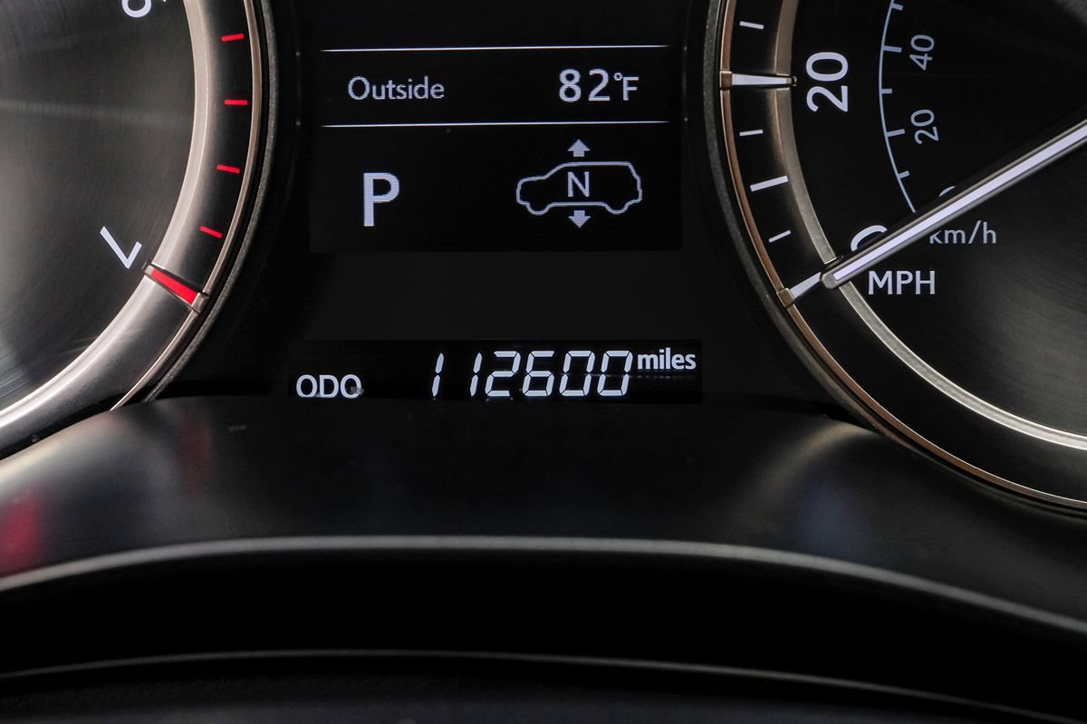Used 2019 Lexus LX 570 4WD w/ Luxury Package image 15
