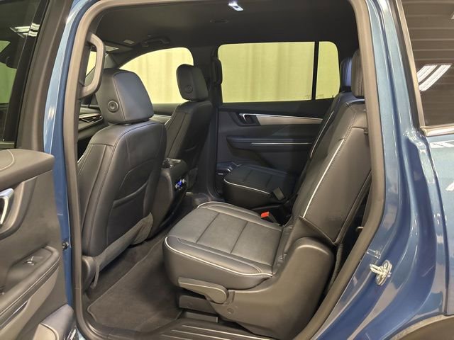 Used 2025 Buick Enclave Preferred image 17