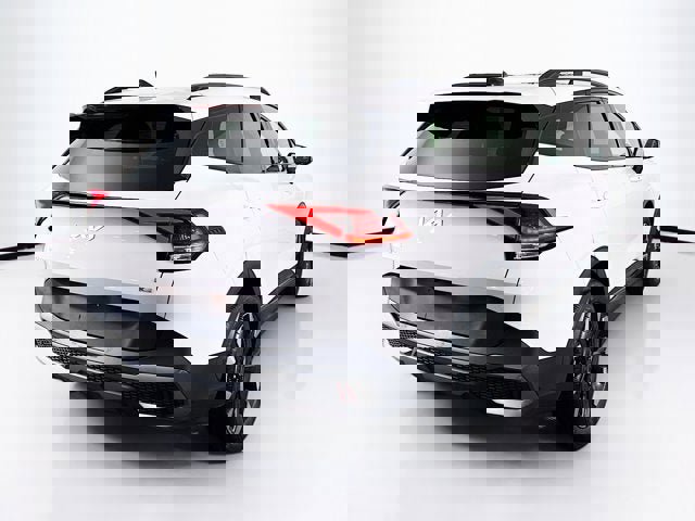 Used 2023 Kia Sportage X-Line w/ X-Line Premium Package image 5