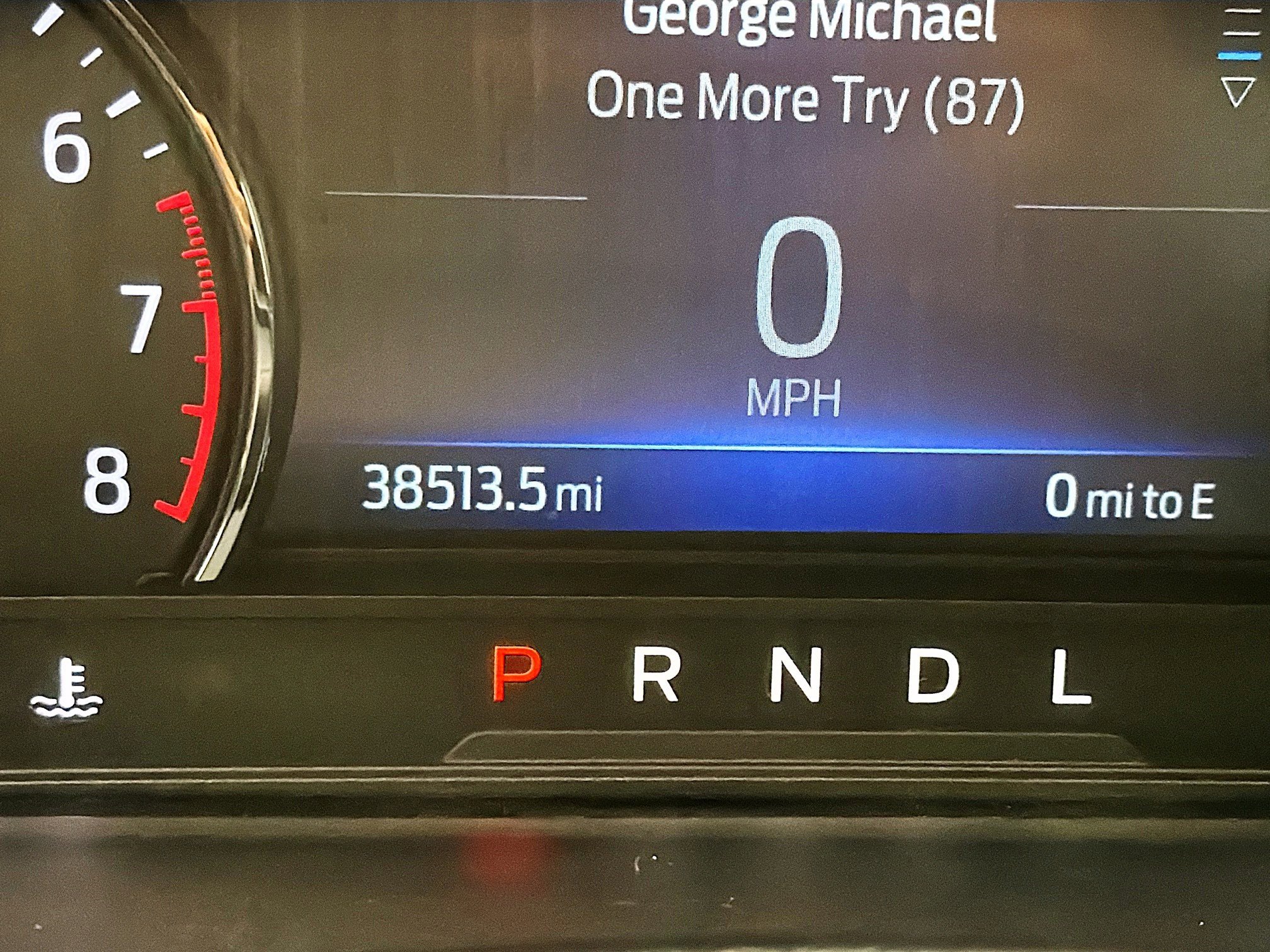 Used 2023 Ford Explorer ST-Line w/ Class IV Trailer Tow Package image 8