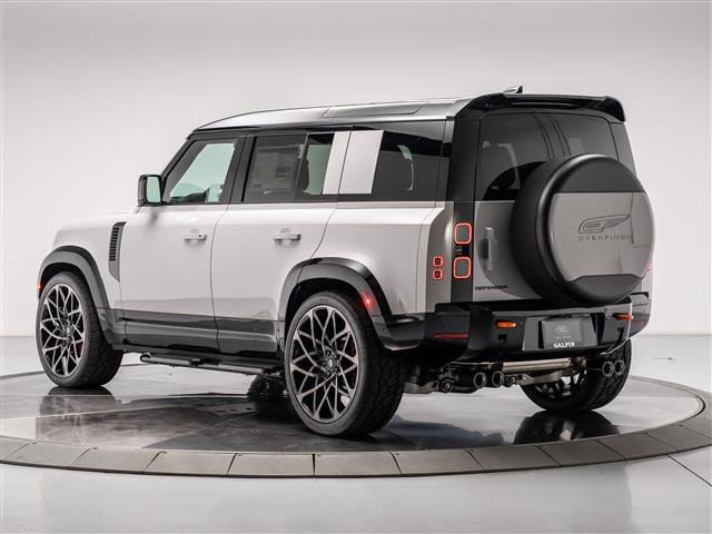New 2026 Land Rover Defender 110 X-Dynamic SE AWD/4WD image 3