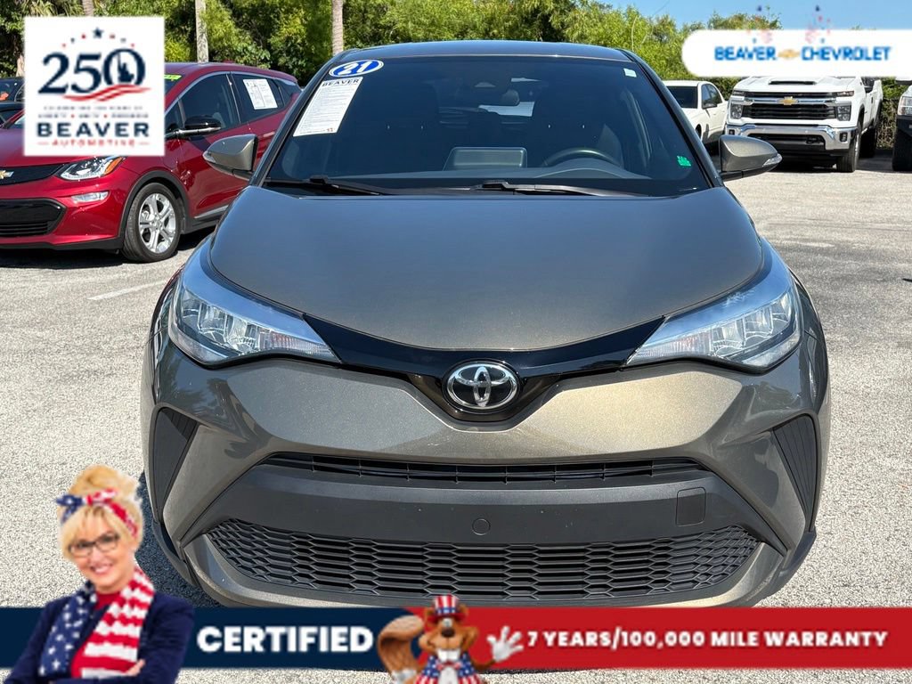 Used 2021 Toyota C-HR XLE FWD image 3
