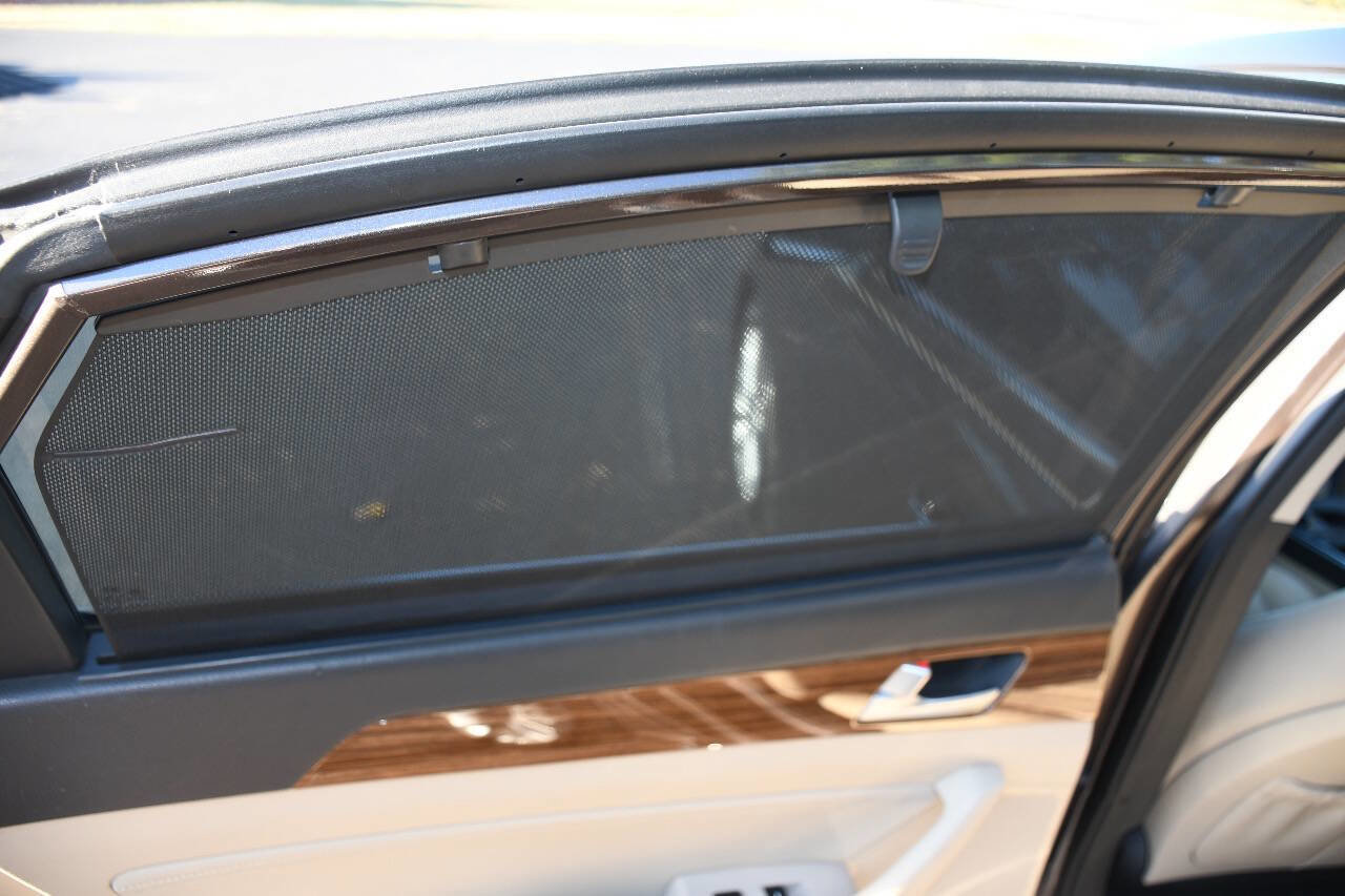 Used 2015 Hyundai Sonata Limited w/ Option Group 05 image 21