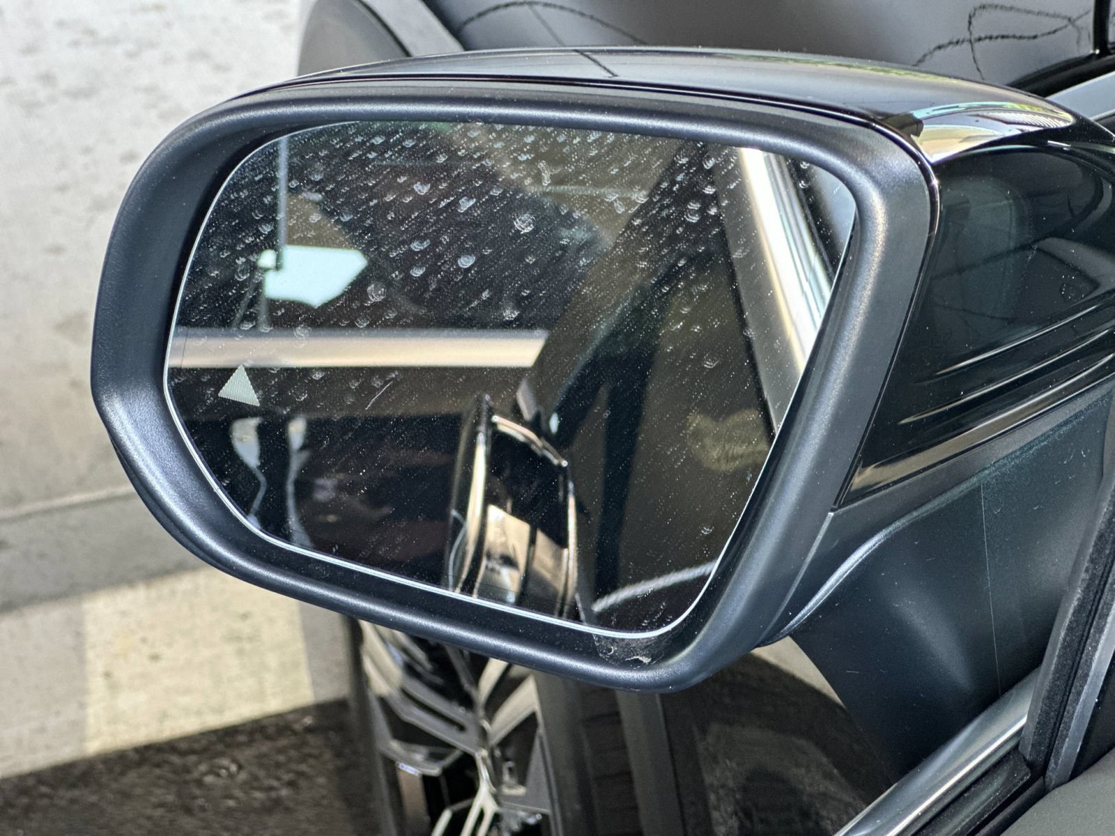 New 2026 Mercedes-Benz EQS 400 4MATIC SUV image 9