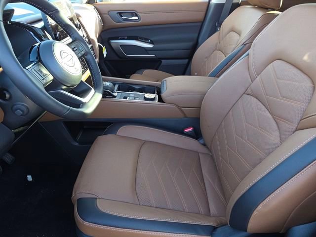 New 2025 Nissan Pathfinder Platinum w/ Cargo Package image 28