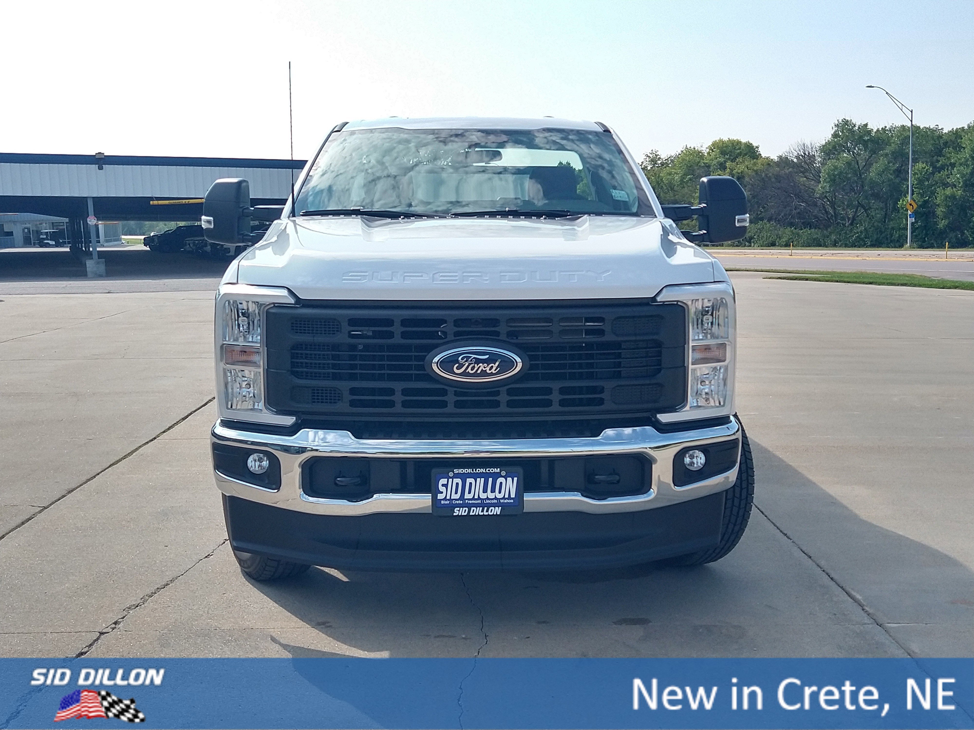 New 2026 Ford F250 XL w/ XL Chrome Package image 11